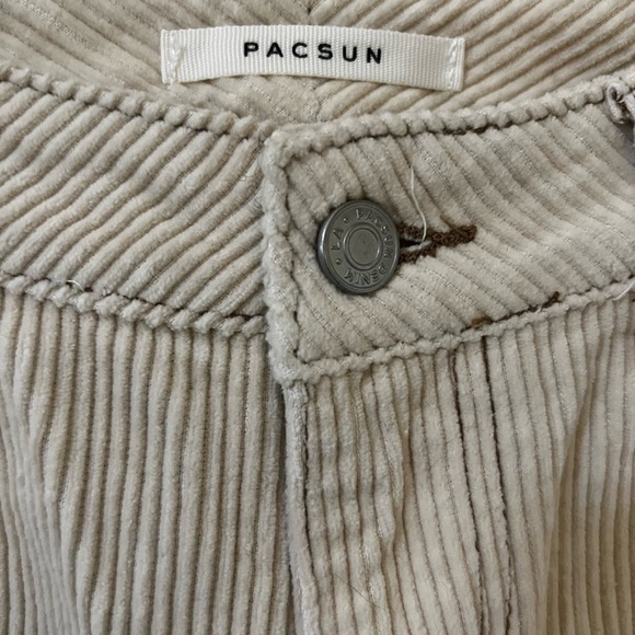 PacSun Cream Corduroy Mom Jeans NWOT size 27 - Picture 6 of 10